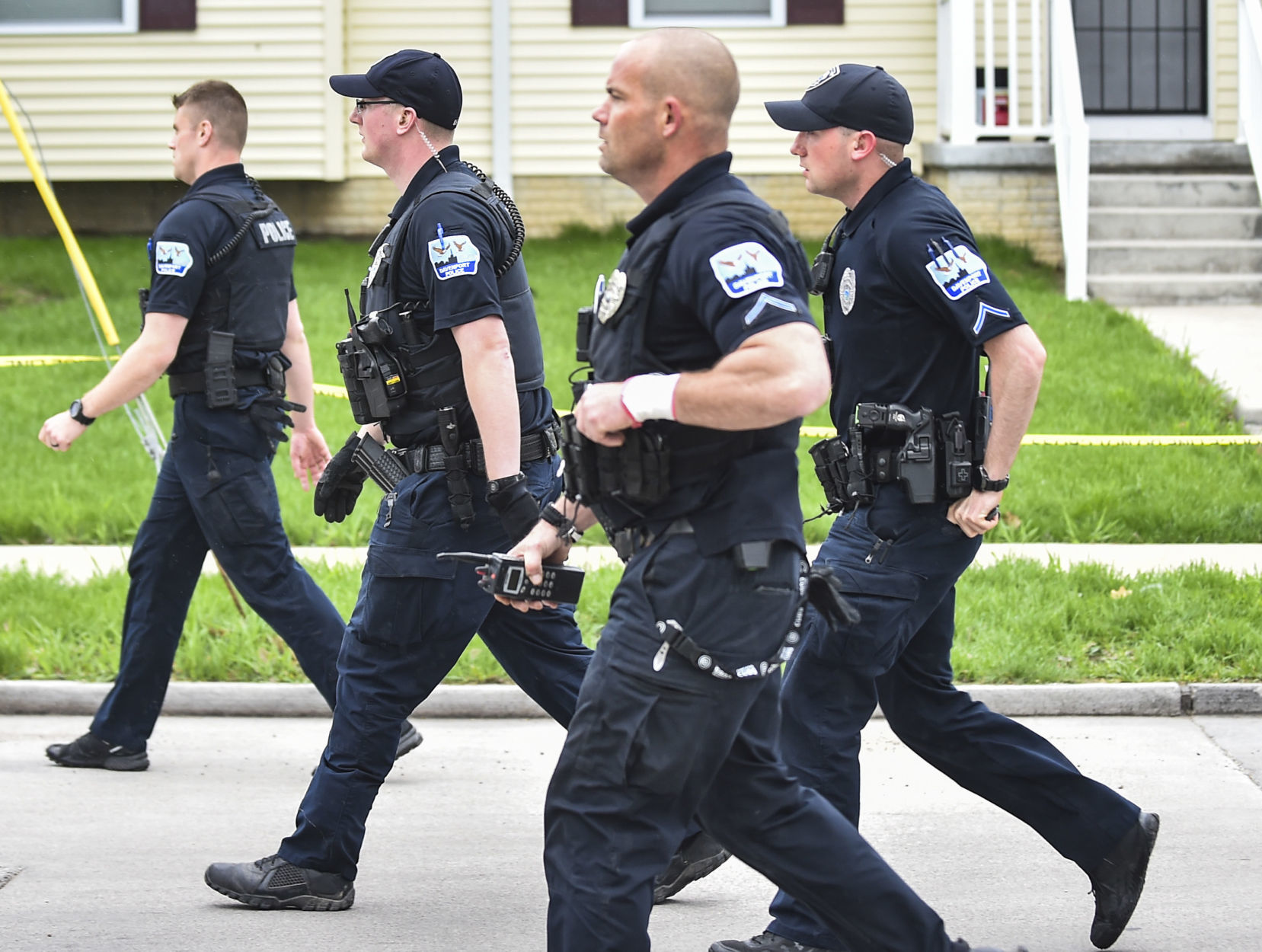 042619-mda-nws-officer-shot-jg-09.jpg